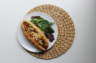 Dynamite Sandwich – pikantna kanapka na ciepło z wołowiną