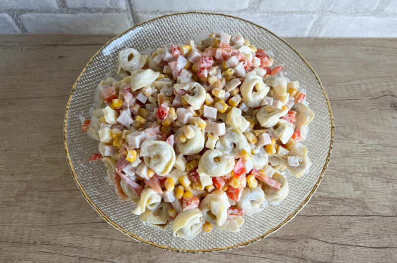 Sałatka z tortellini