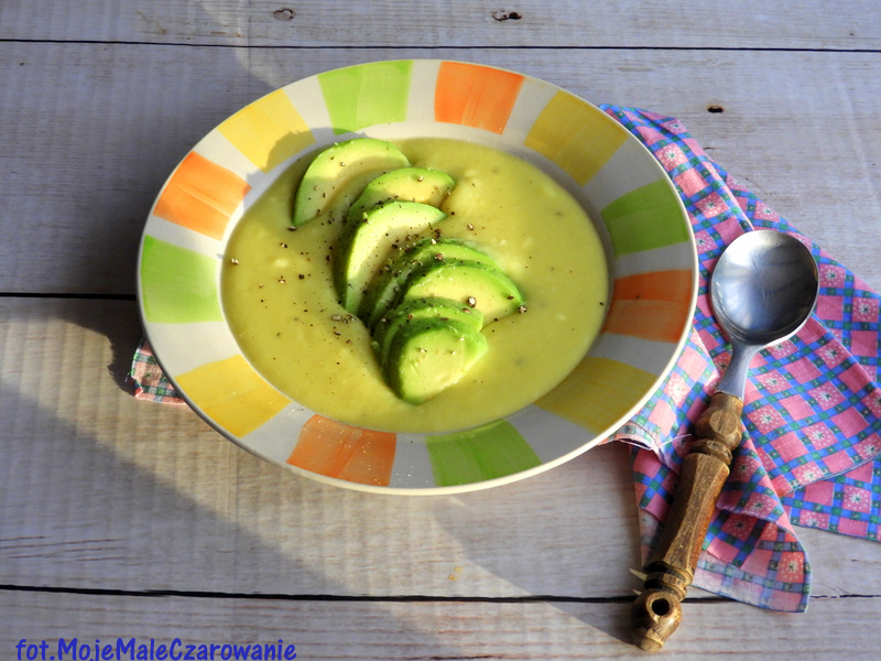 Zupa ziemniaczana z awokado
