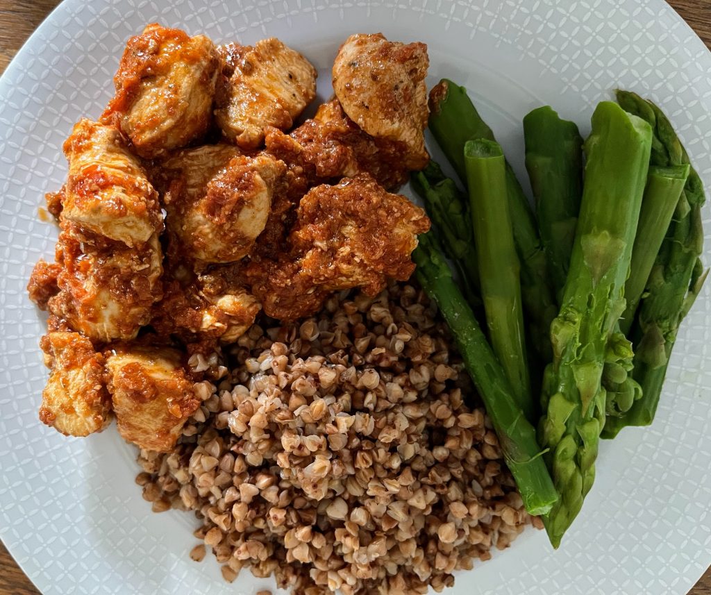 Kurczak w suszonych pomidorach. Prostota i pychota w jednym! :)