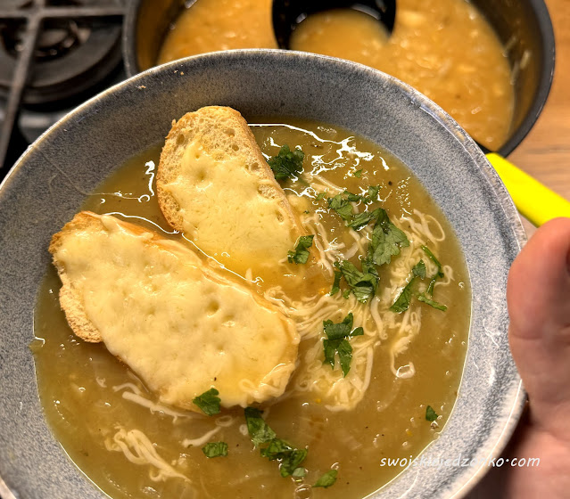 Zupa cebulowa – na rosole