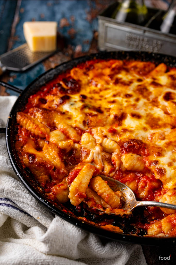 Gnocchi alla sorrentina – włoskie kopytka zapiekane w pomidorowym sosie