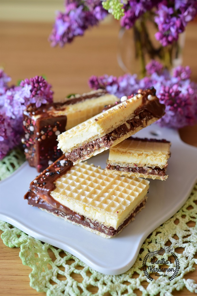 Wafelki a’la knoppers z mleczną polewą callebaut