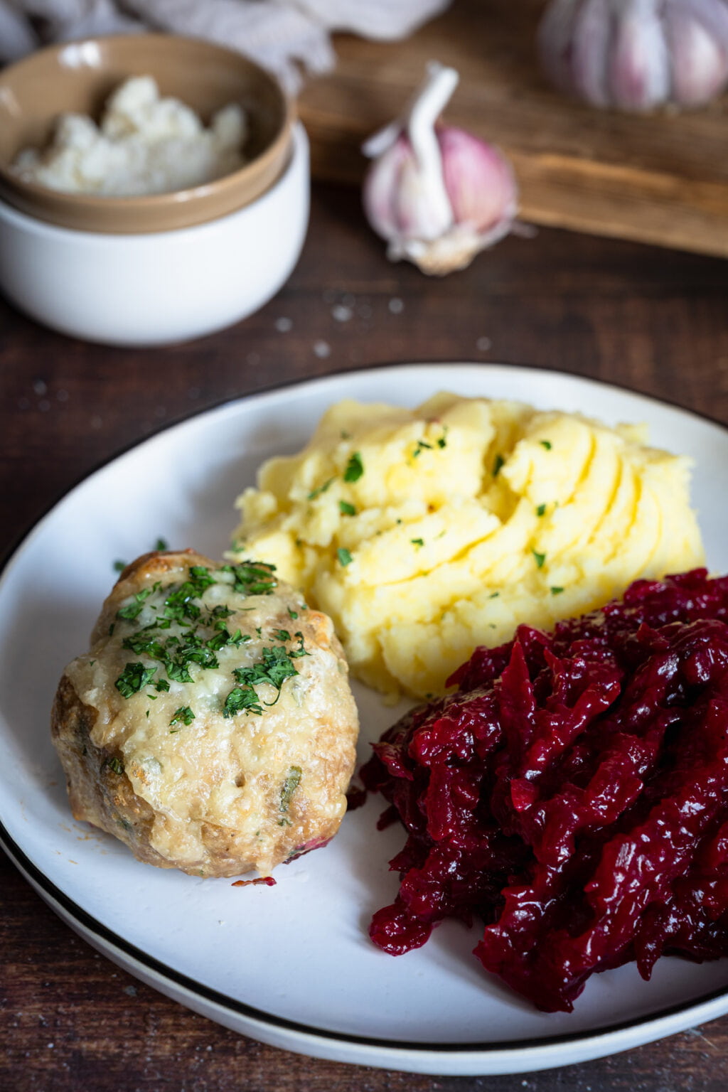 Kotlety mielone  (czosnkowo-serowe)