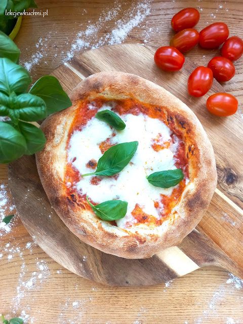 Ciasto na pizzę neapolitańską