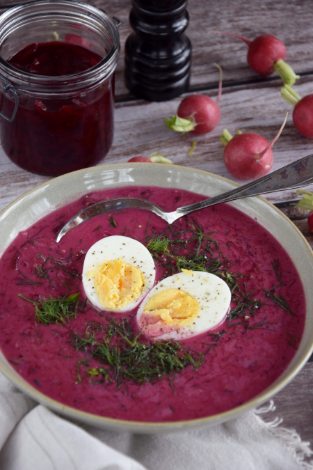 Ekspresowy chłodnik buraczany na zakwasie