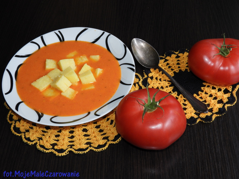 Zupa pomidorowa z mamałygą