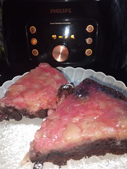 „odwrócone” ciasto kakaowe z jabłkami z airfryer…