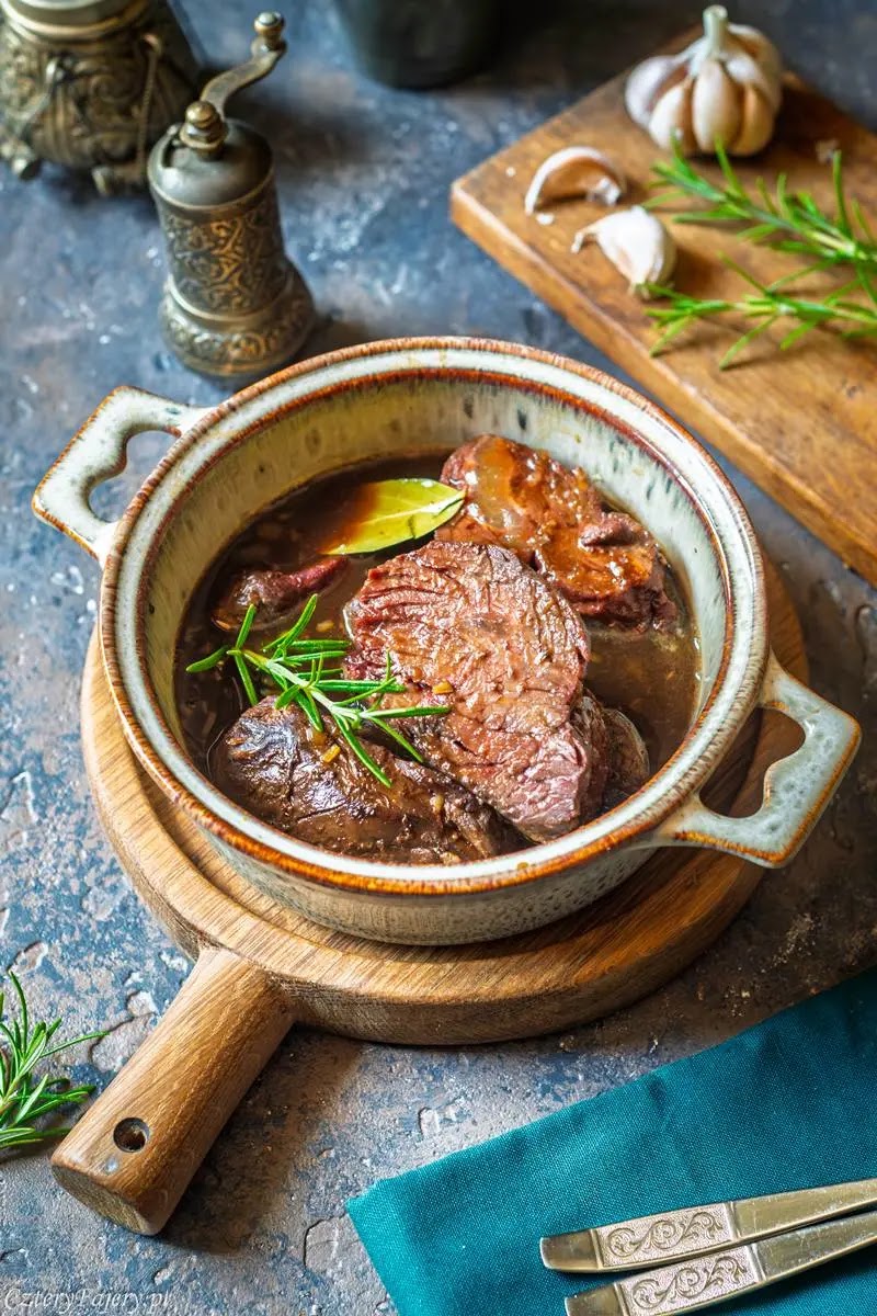 Wołowina w sosie własnym