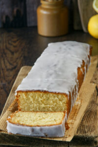 Babka cytrynowa z miętą