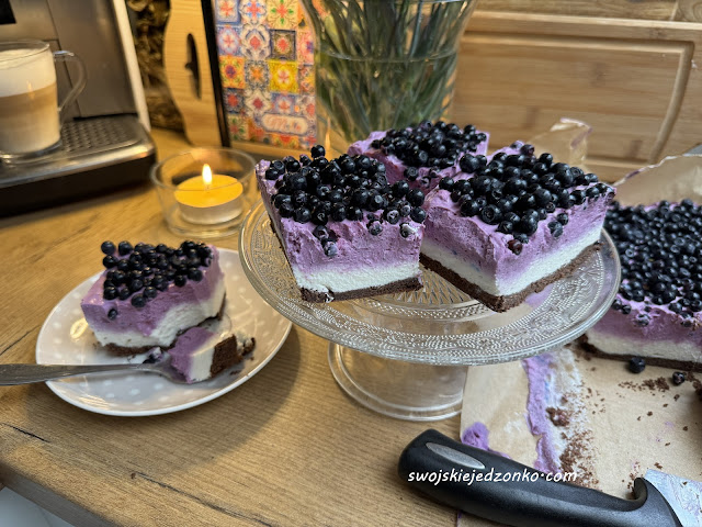 Sernik jagodowy na zimno