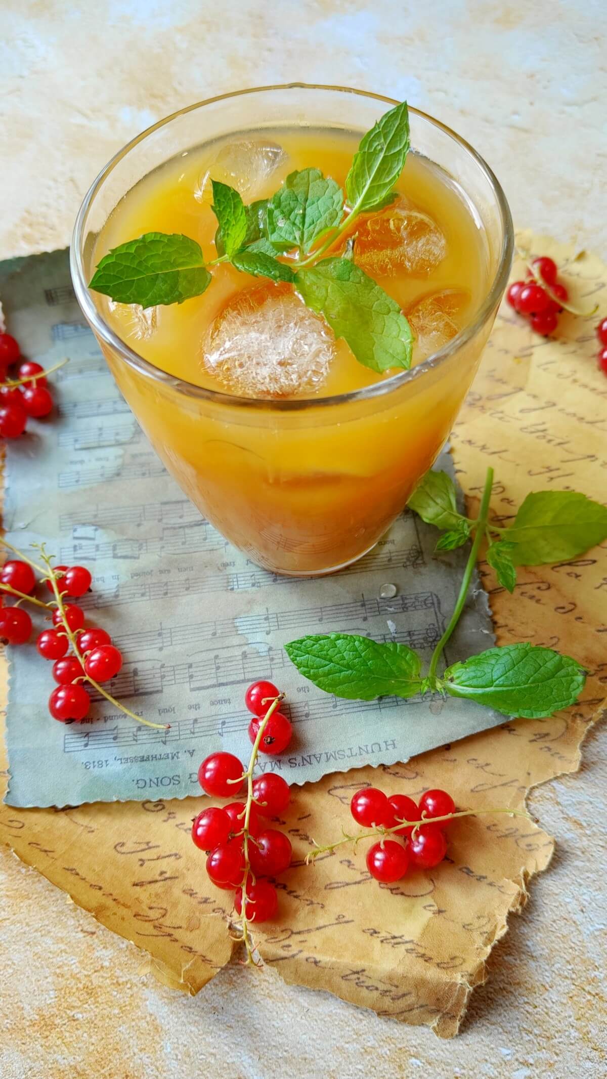 Mrożona brzoskwiniowa herbata