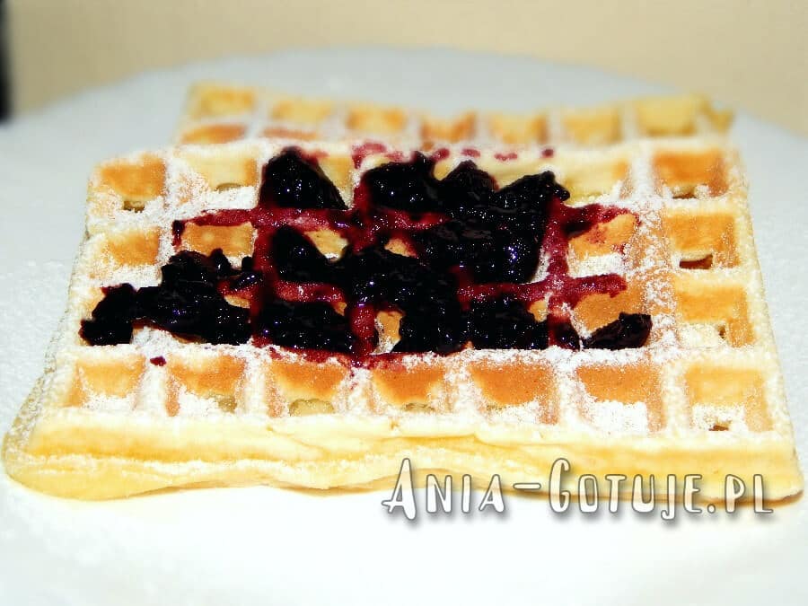 Co zrobić z jagód w słoiku?