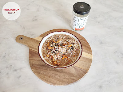 Kurkowa zupa, z kaszą gryczaną białą i bulionem wołowym