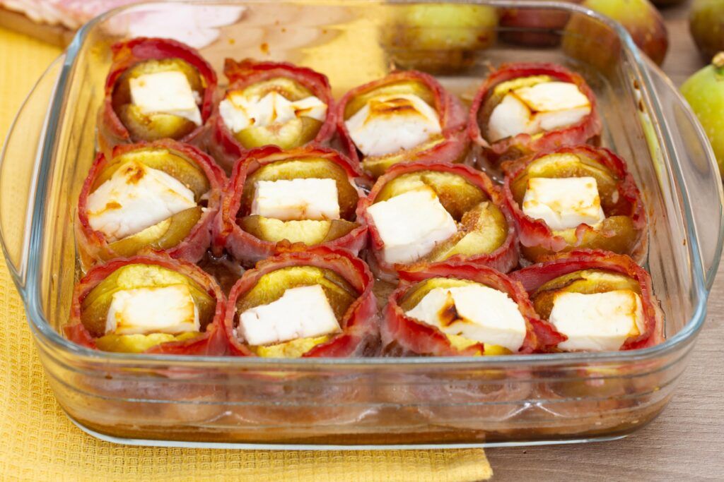 Figi z fetą w boczku