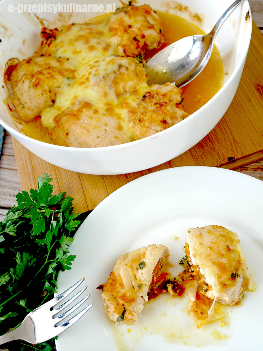 Zapiekane sakiewki z kurczaka – prosty przepis na obiad