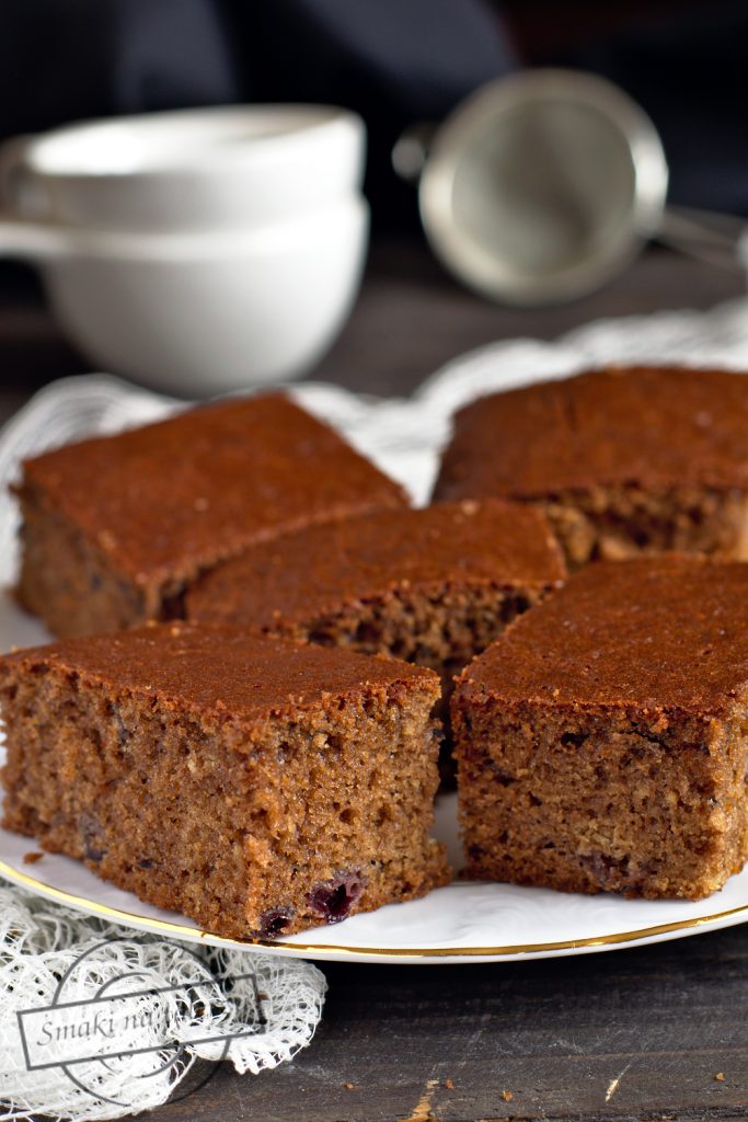 Szybki murzynek z dżemem