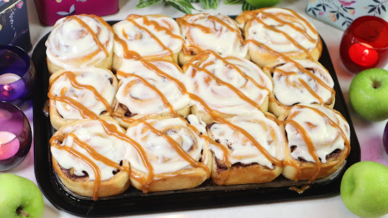 Luksusowe cynamonki z jabłkami