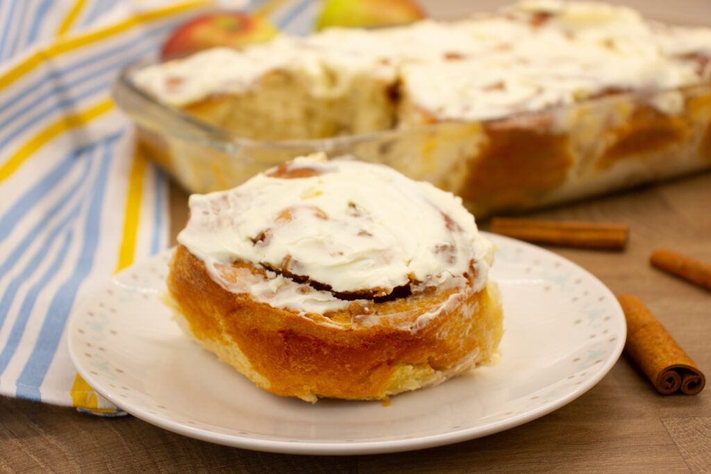 Cynamonki z jabłkami