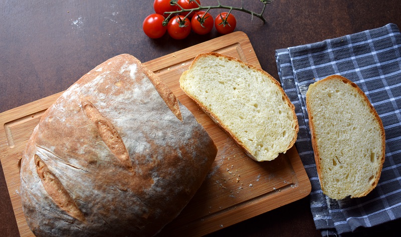 Domowy chleb drożdżowy jak z piekarni