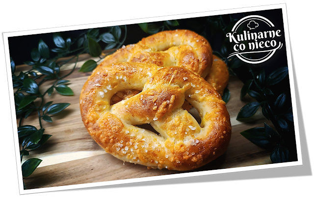 Fit Wysokobiałkowe Precle z Cheddarem (*SERIA FIT*)