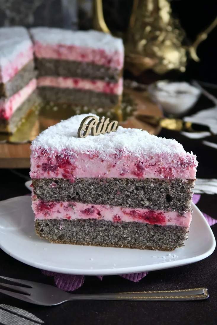 Torcik Makowy z Malinami