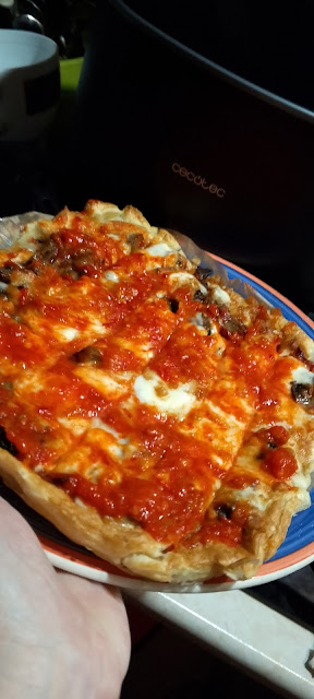 szybka a'la pizza z francuskiego ciasta z airfryer…