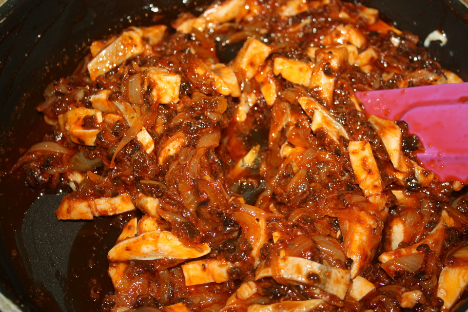 Śledzie z grzybami, prosty przepis