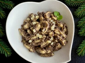 Świąteczne kluski z makiem