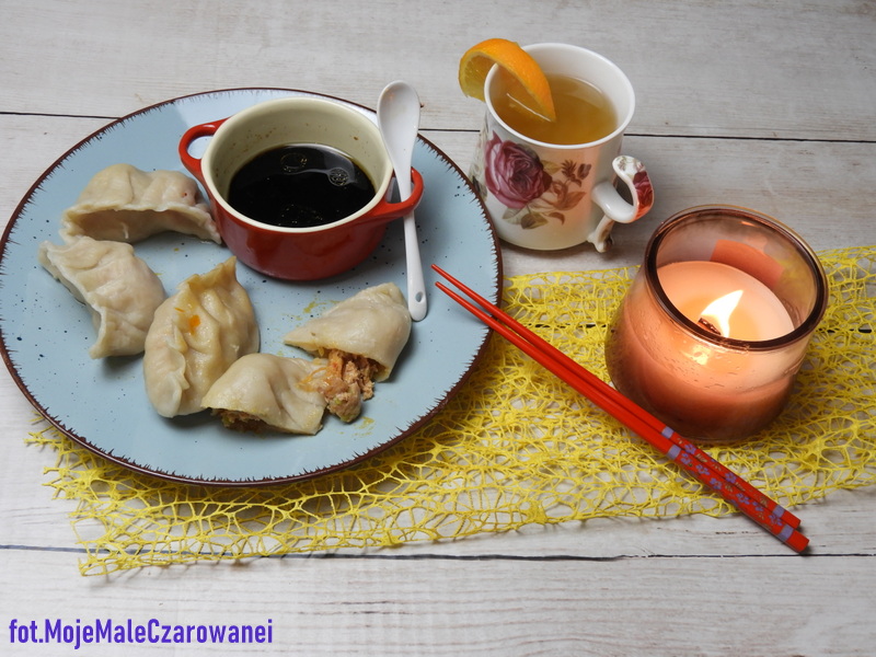 Mandu koreańskie pierogi z wieprzowiną