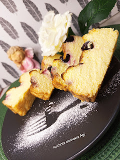 Sernik przygotowany w 5 minut z dwóch kostek twarogu