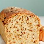 Chleb z prażoną cebulką na drożdżach instant