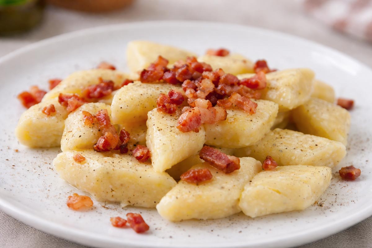 Kopytka ziemniaczane – miękkie i sprężyste, jak u babci