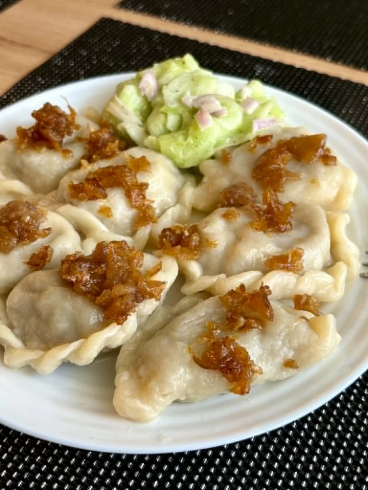 Pierogi z wątróbką drobiową i kaszą pęczak