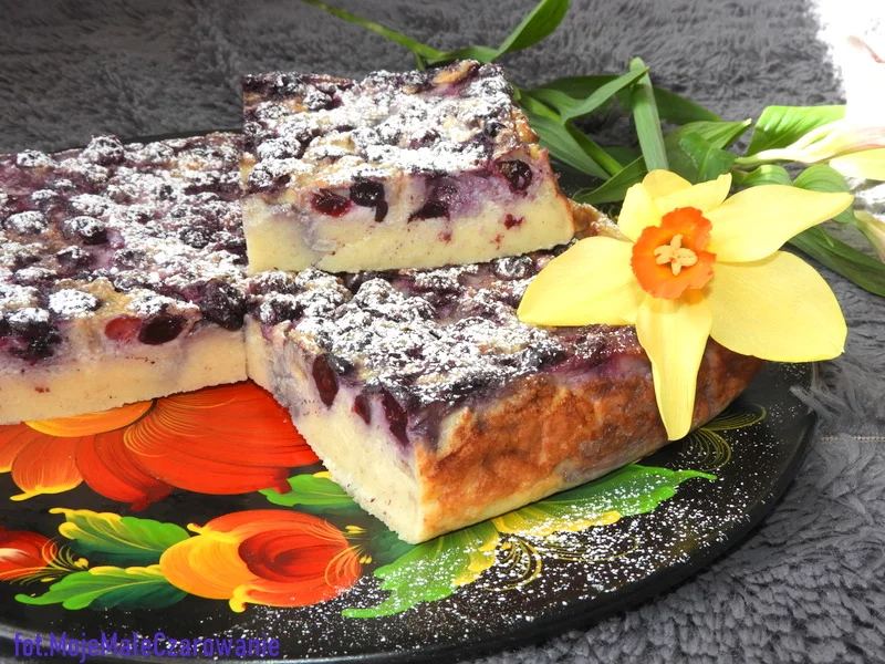Ciasto z kaszy manny z borówkami – pieczona manna