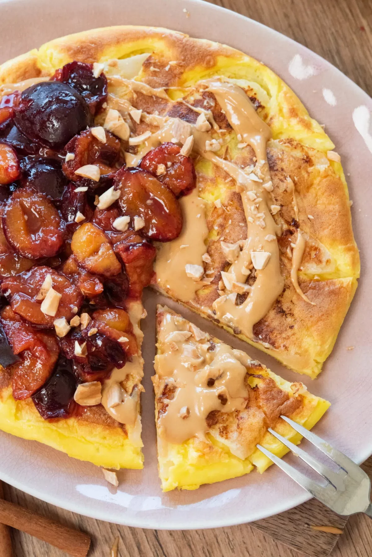 Omlet z jabłkami na serku wiejskim