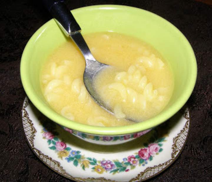 zupa z mrożonej dyni,musu dyniowego na mleku z makaronem…