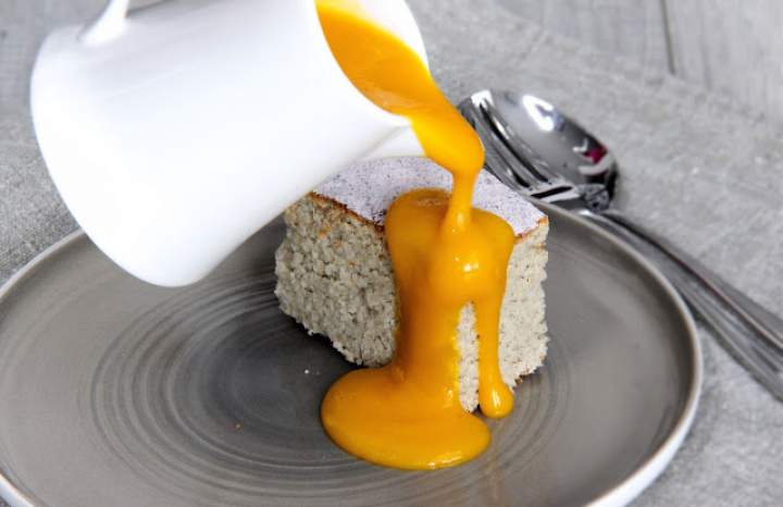 Ciasto kokosowe z białej fasoli z sosem mango, bez mąki, bez cukru + wersja na thermomix