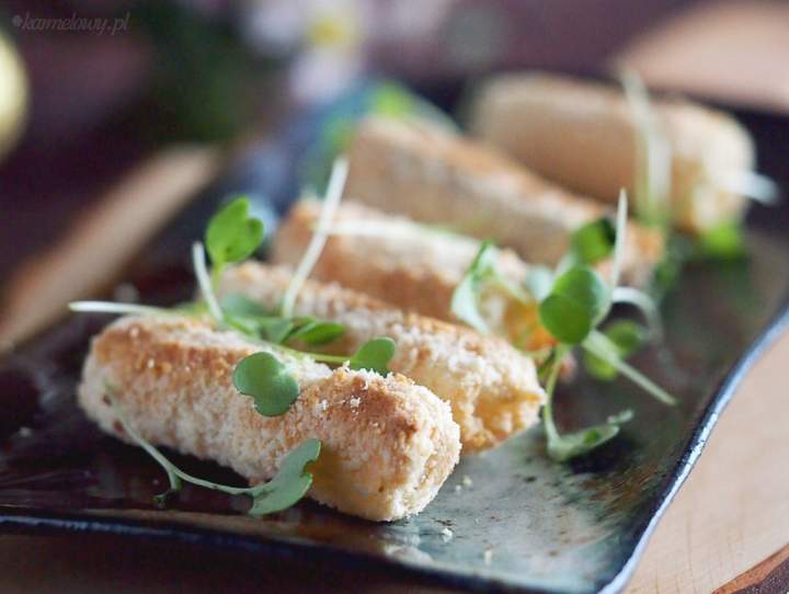 Skorzonera zapiekana w migdałach / Black salsify baked with almonds