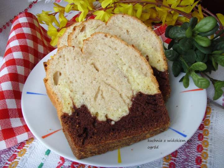 Kolorowa babka trójsmakowa. Babka na białkach.