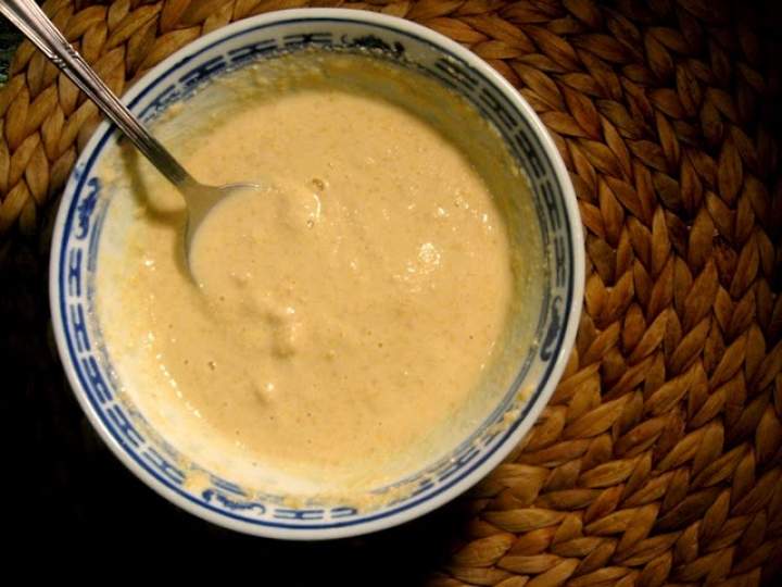 Sos orzechowo – sezamowy (w smaku intensywny i dominujący)
