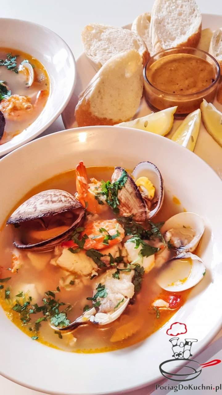 Zupa bouillabaisse – marsylska zupa rybna