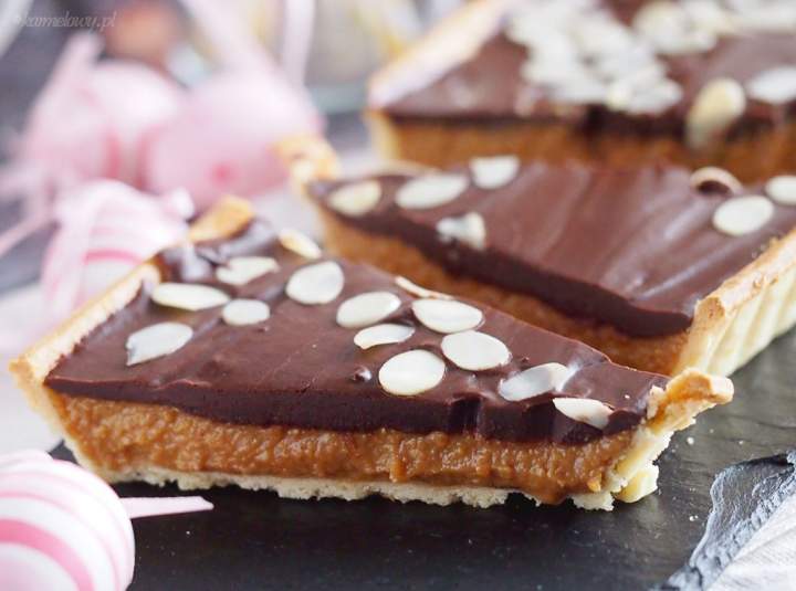 Najłatwiejszy mazurek z kajmakiem i czekoladą / Easy dulce de lece and chocolate tart