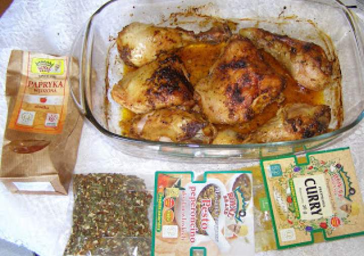 uda kurczaka z piekarnika  z pesto peperroncino,curry,papryką wędzoną…