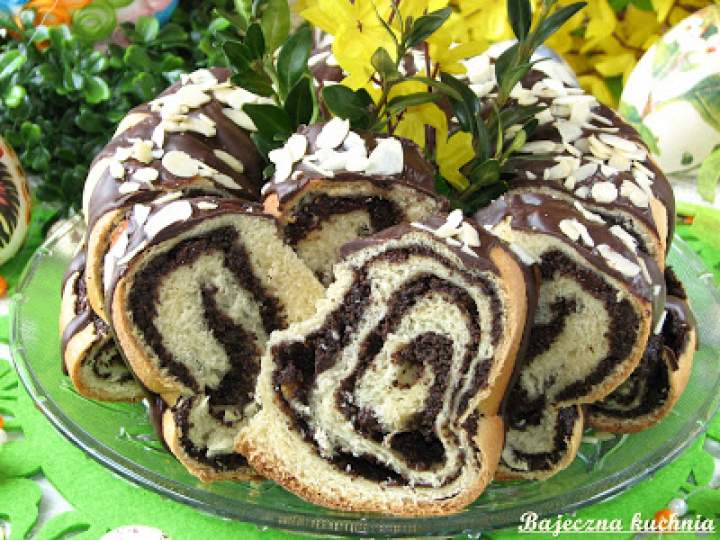 Babka drożdżowo-makowa