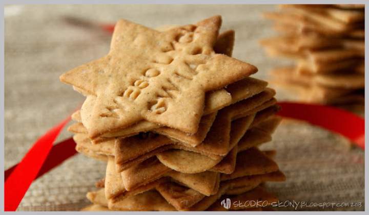 Świąteczne pierniczki pepparkakor / Pepparkakor gingerbreads