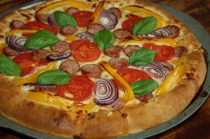 PIZZA WIEJSKA