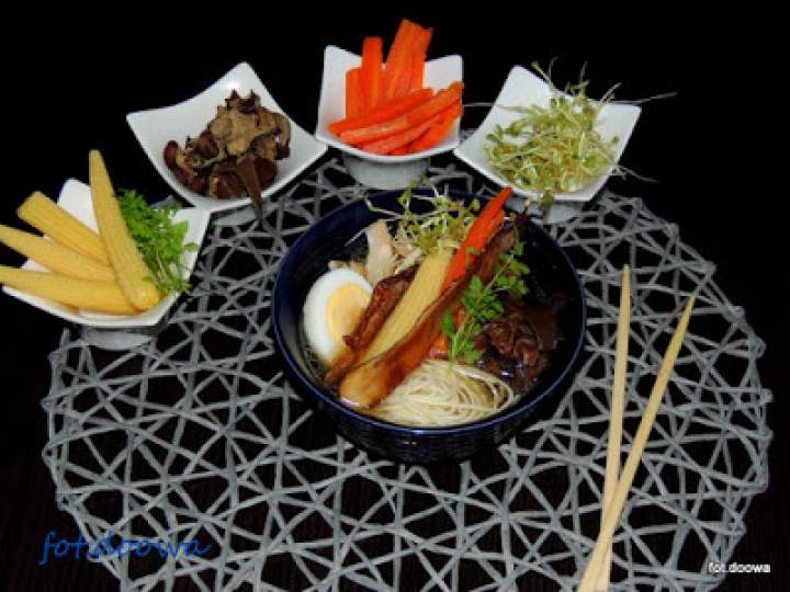 Japońska zupa Ramen – japoński rosół