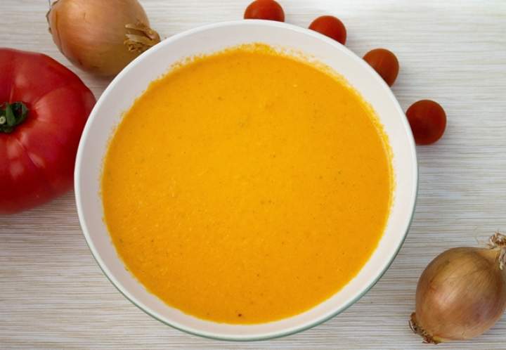 Zupa pomidorowa krem z curry