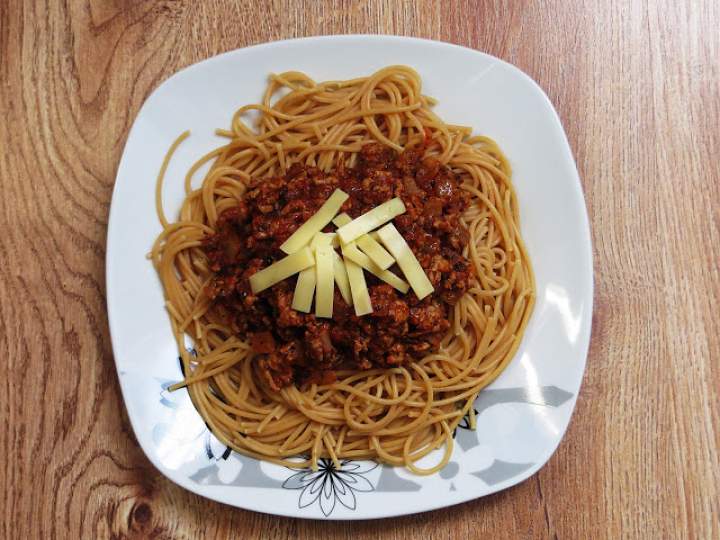 Spaghetti bolognese.